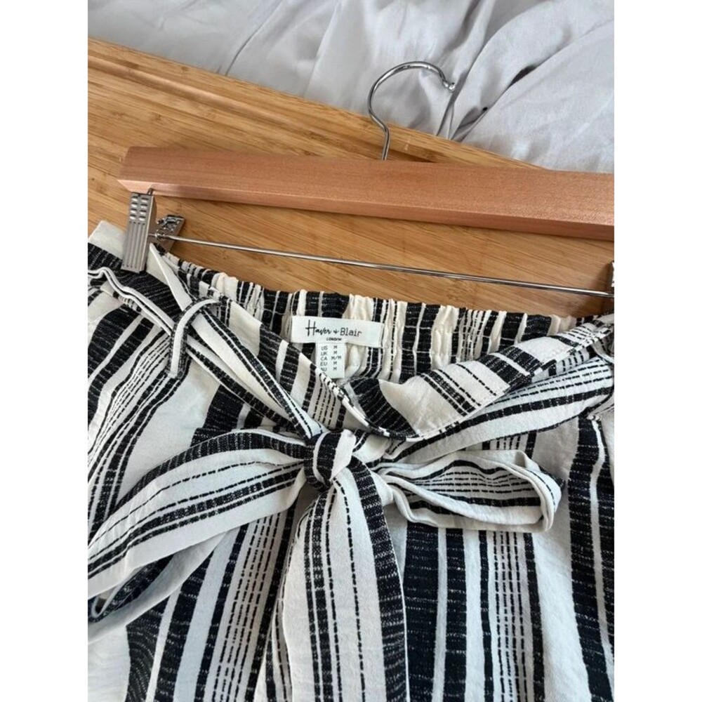 Women’s Black & White Striped Paperbag Tie Waist Wide Leg Pants Size M - Picture 10 of 10
